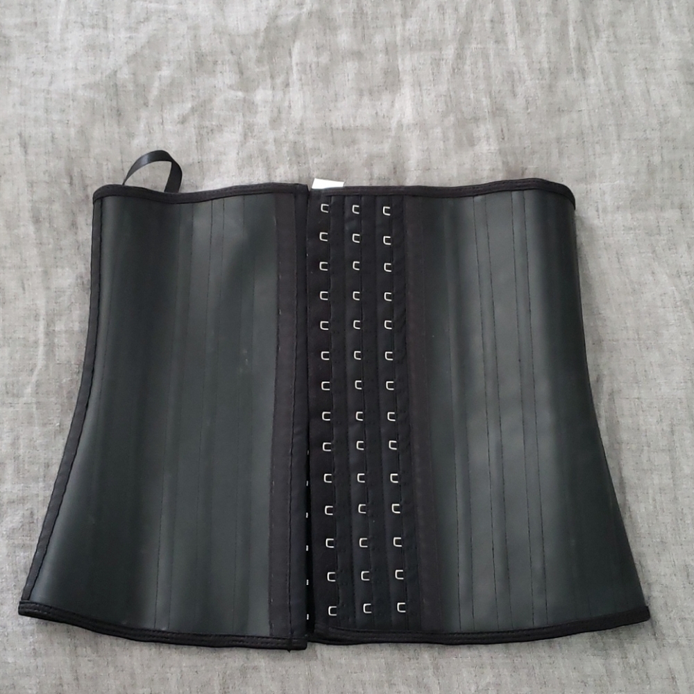 Yianna waist trainer